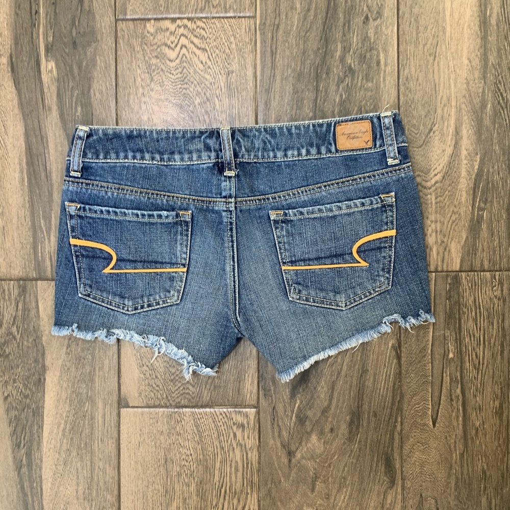 AMERICAN EAGLE Distressed Shorts - Picture 5 of 5